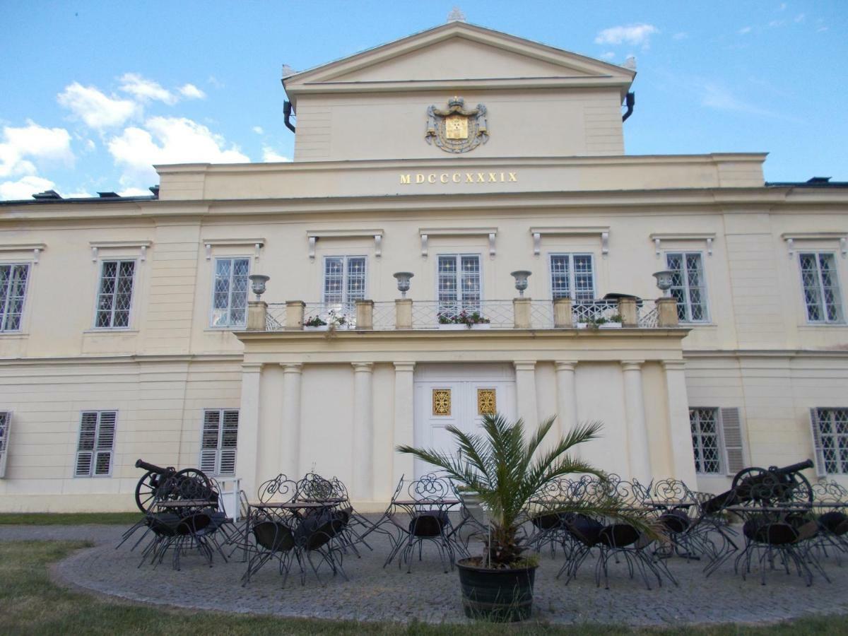 Villa Meteor Marianske Lazne Luaran gambar